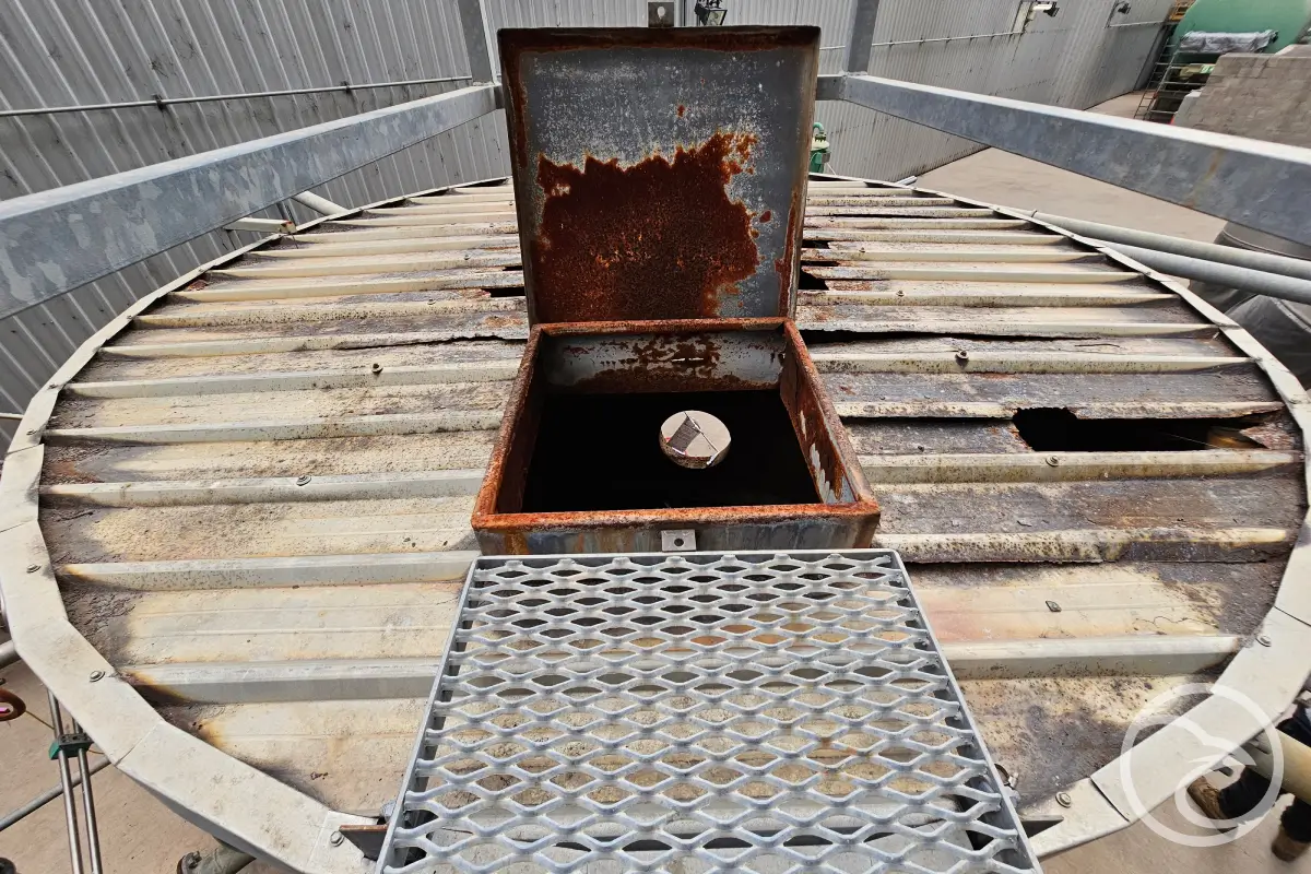 tank roof replacement services