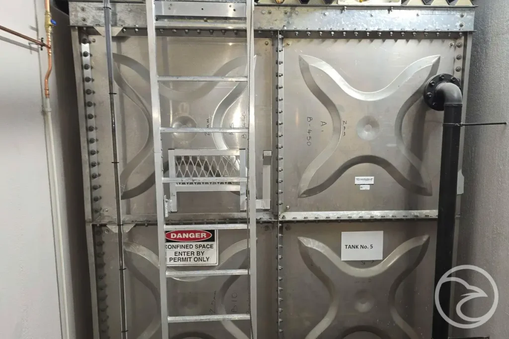 Bolt together rectangular stainless steel water tank system