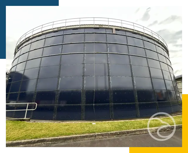 Prefabricated modular water panel tank installation