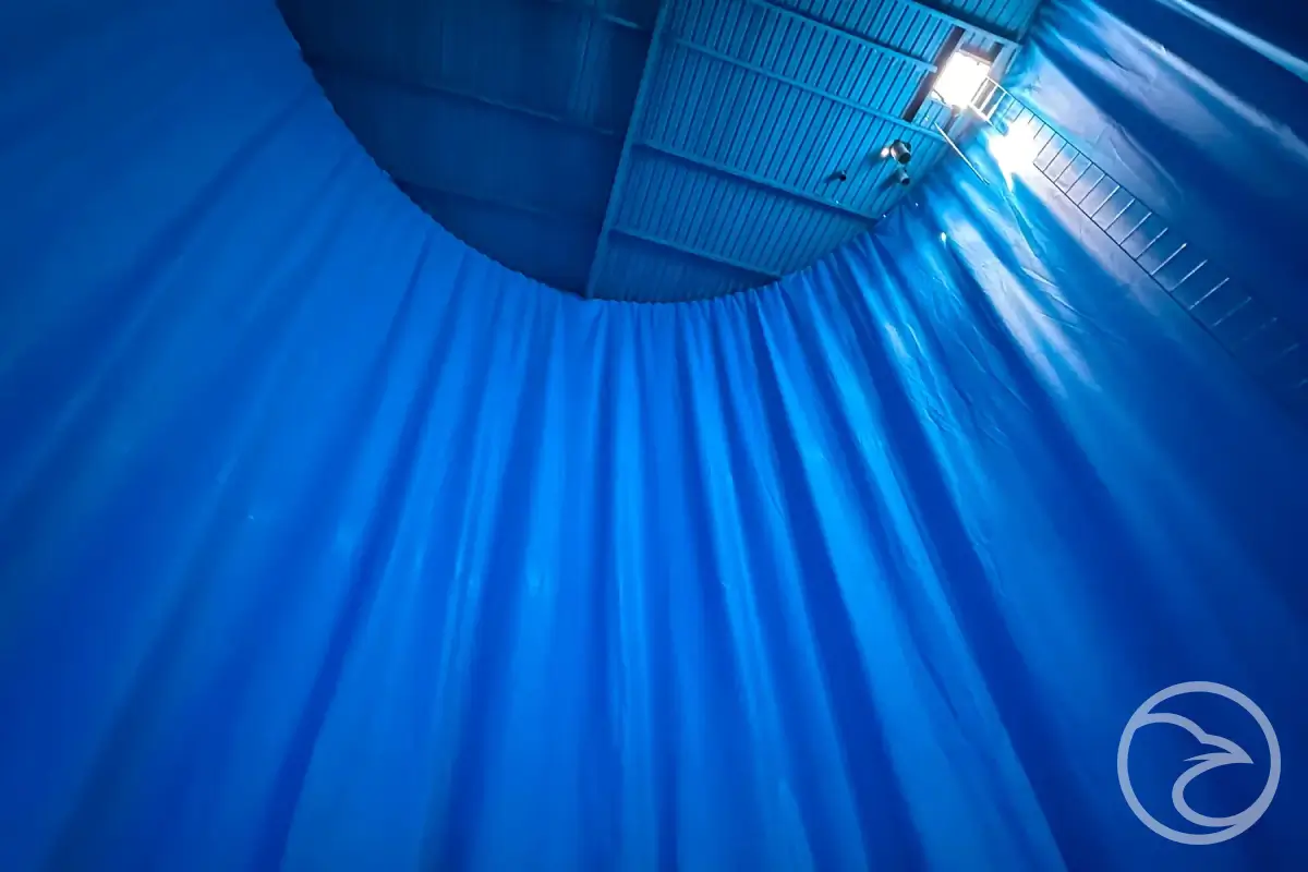 Protective tank lining